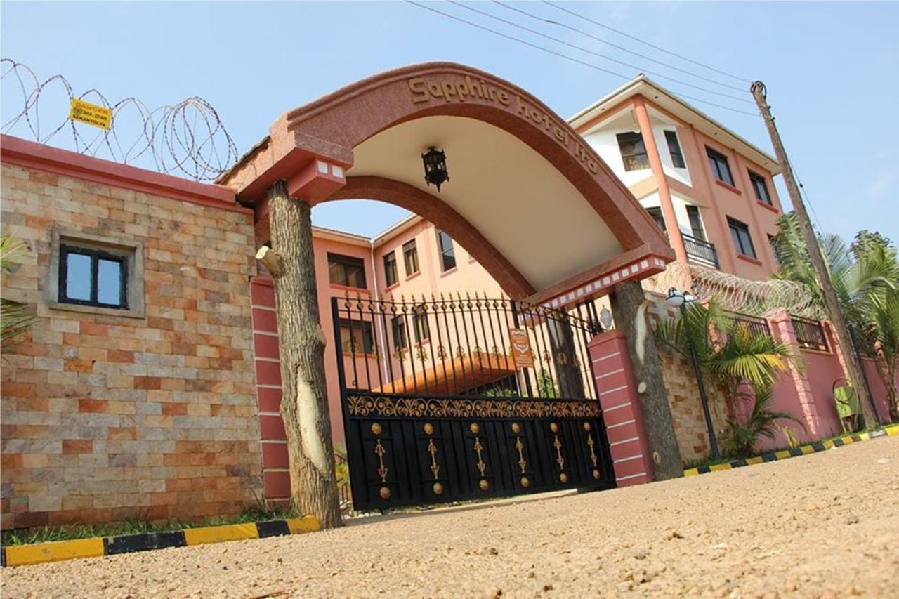 Sapphire Hotel Entebbe Kigo Kajansi Exteriör bild