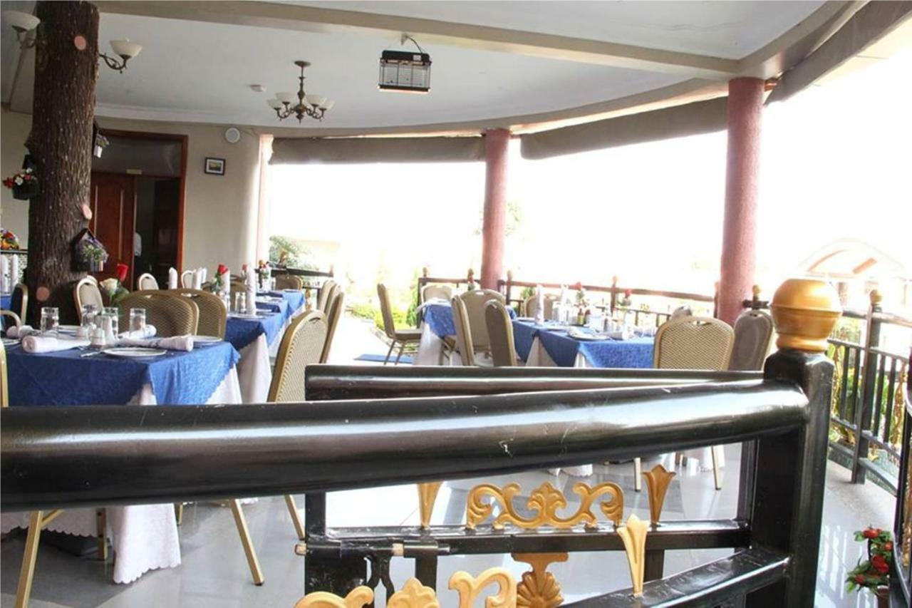 Sapphire Hotel Entebbe Kigo Kajansi Exteriör bild
